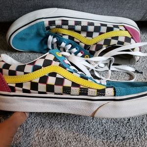 Van's old skool checkerboard skate shoe